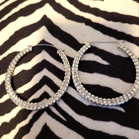 Jewelry - Rhinestone silver loops